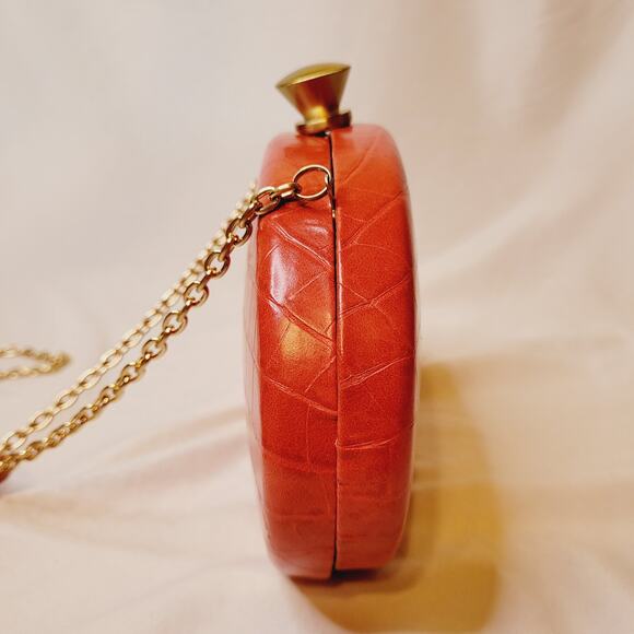 Sondra Roberts red croc embossed leather oval hard case cross body bag - Picture 5 of 14